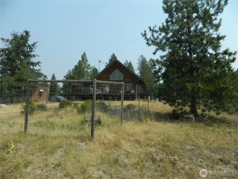 Property photo for 96 Horn Ranch Road, Tonasket photo 2