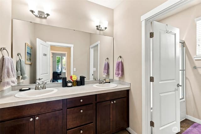 Property photo for 9023 Silverspot Drive Se, Tumwater photo 5