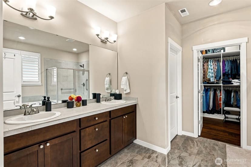 Property photo for 9023 Silverspot Drive Se, Tumwater photo 17