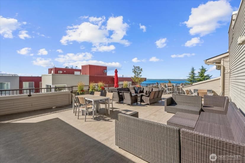 Property photo for 5016 California Avenue Sw #302, Seattle photo 22
