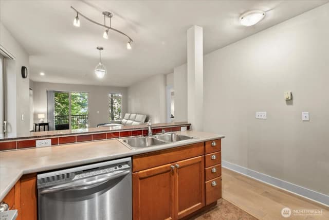 Property photo for 5016 California Avenue Sw #302, Seattle photo 5