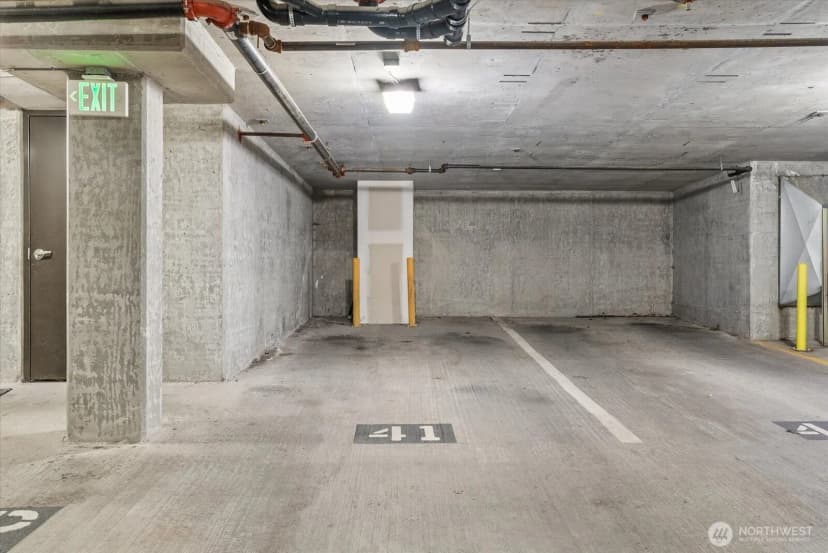 Property photo for 5016 California Avenue Sw #302, Seattle photo 20