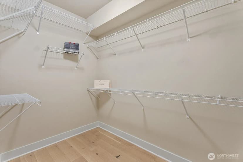 Property photo for 5016 California Avenue Sw #302, Seattle photo 15