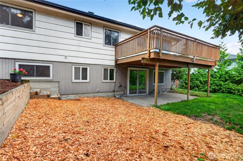 Property photo for 13812 9th Place S, Burien photo 24