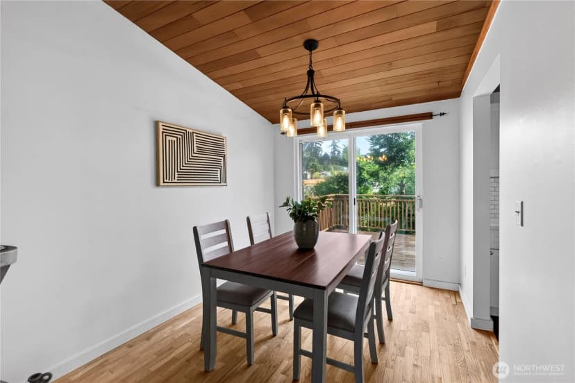 Property photo for 13812 9th Place S, Burien photo 8