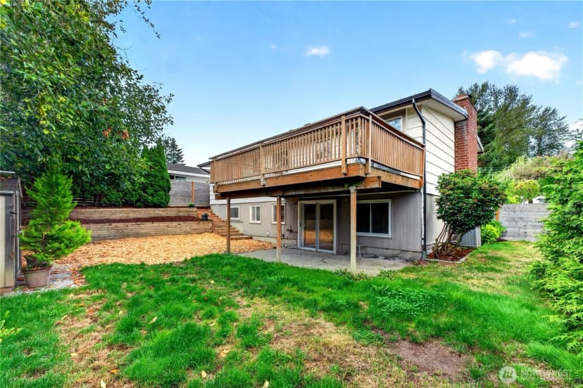 Property photo for 13812 9th Place S, Burien photo 31