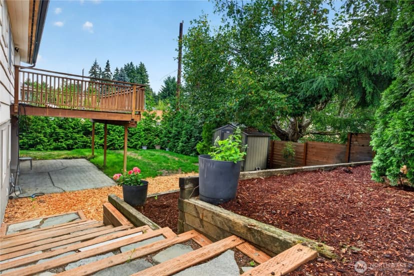 Property photo for 13812 9th Place S, Burien photo 31