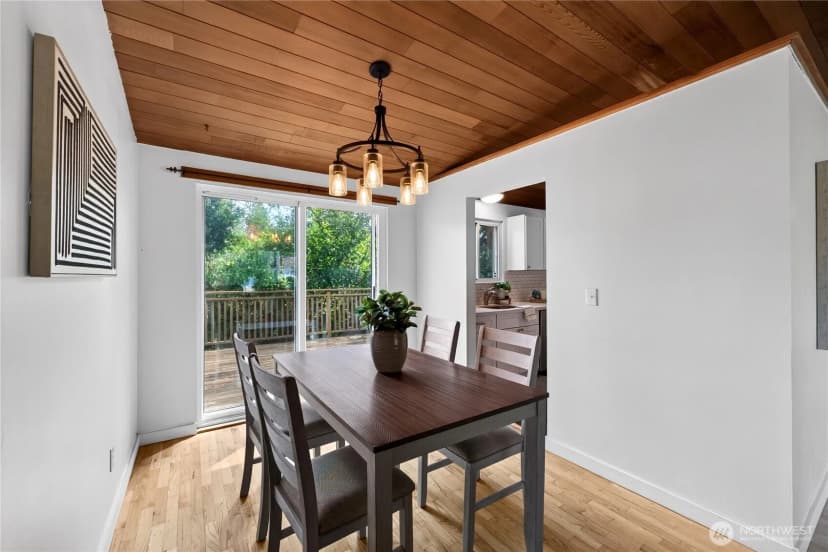 Property photo for 13812 9th Place S, Burien photo 9