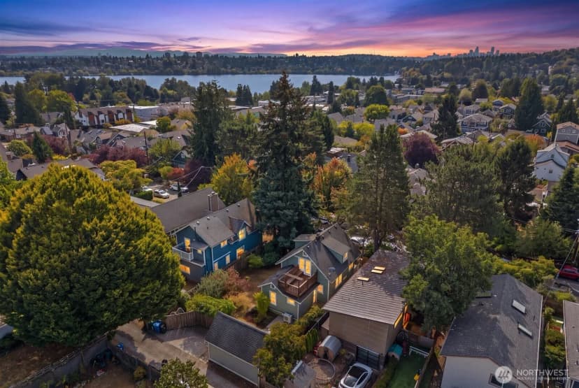 Property photo for 734 N 75th Street, Seattle photo 30