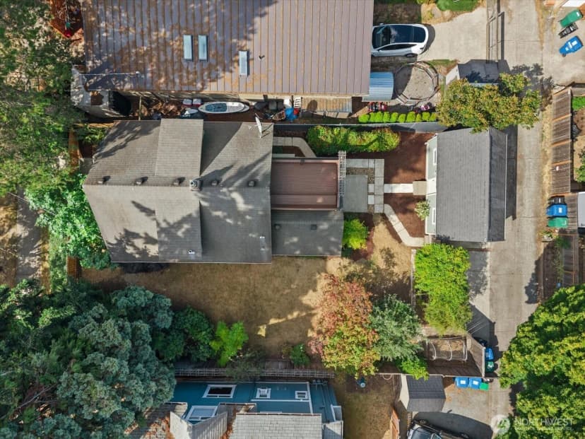 Property photo for 734 N 75th Street, Seattle photo 28