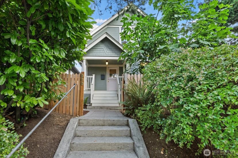Property photo for 734 N 75th Street, Seattle