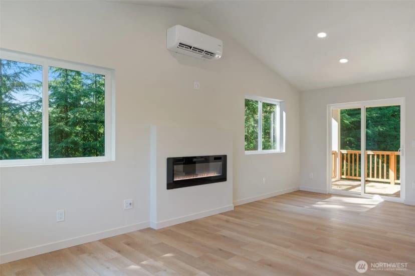 Property photo for 23427 Coyne Road, Granite Falls photo 9