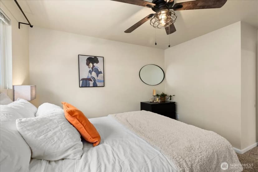 Property photo for 7957 30th Avenue Sw, Seattle photo 13