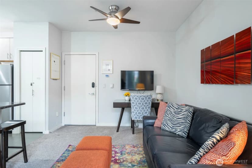 Property photo for 2415 2nd Avenue #449, Seattle photo 10