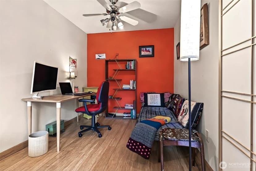 Property photo for 13730 15th Avenue Ne #f105, Seattle photo 7