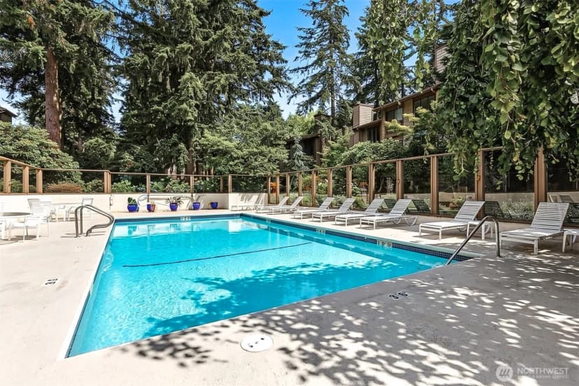 Property photo for 13730 15th Avenue Ne #f105, Seattle photo 29