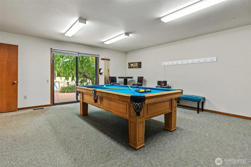 Property photo for 13730 15th Avenue Ne #f105, Seattle photo 33