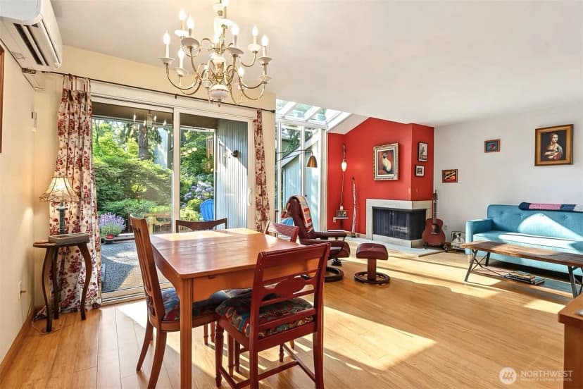 Property photo for 13730 15th Avenue Ne #f105, Seattle photo 4