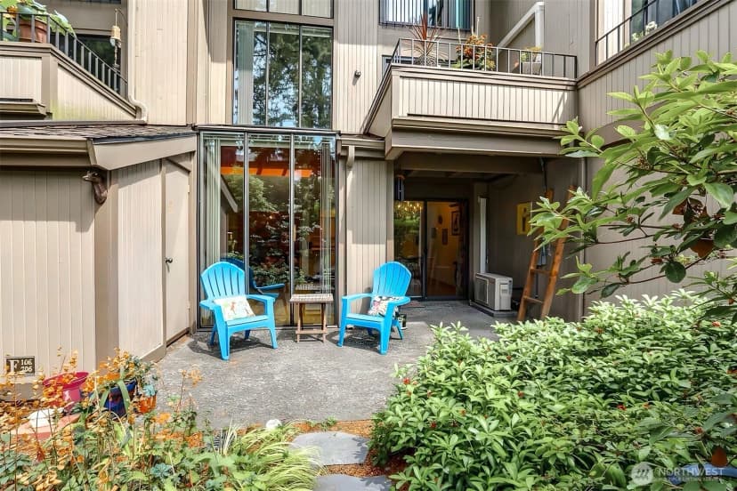 Property photo for 13730 15th Avenue Ne #f105, Seattle photo 26