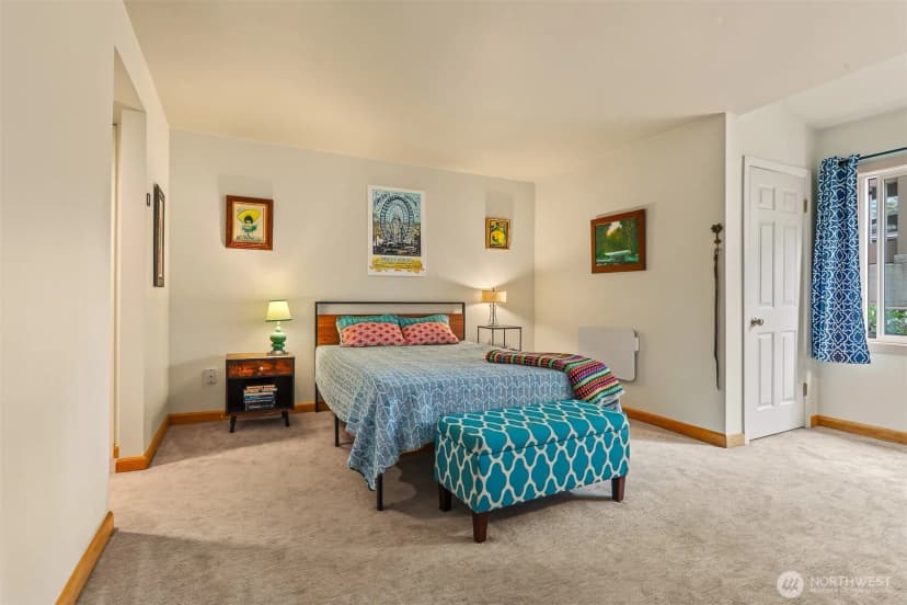 Property photo for 13730 15th Avenue Ne #f105, Seattle photo 18