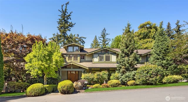Property photo for 1411 8th Street W, Kirkland