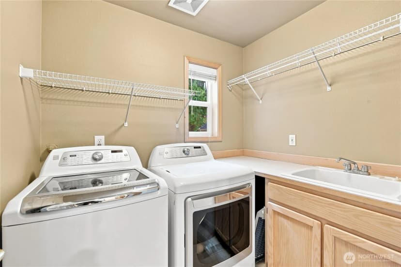 Property photo for 18704 117th Avenue Se, Snohomish photo 33