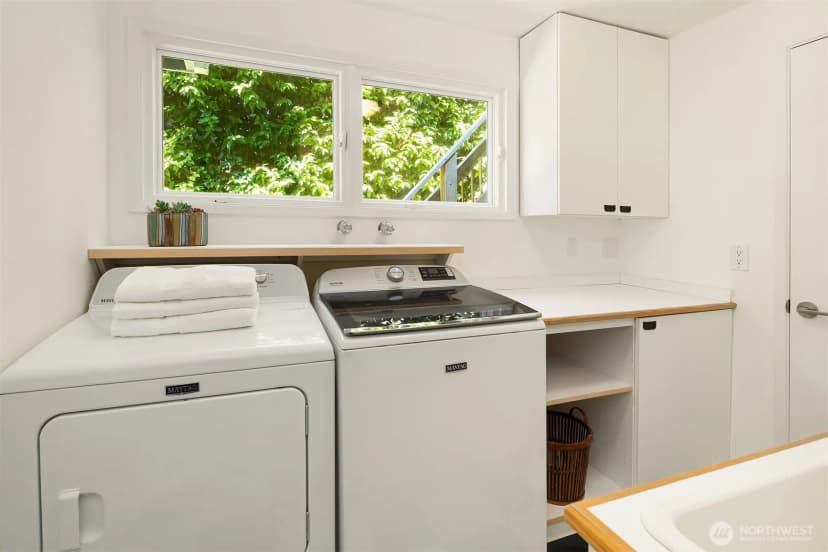 Property photo for 5610 W Mercer Way, Mercer Island photo 25