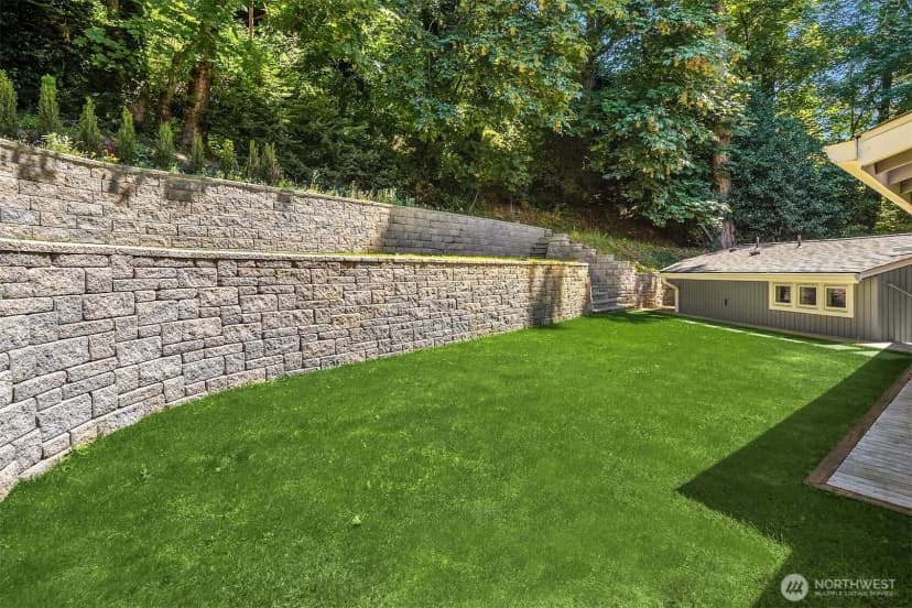 Property photo for 5610 W Mercer Way, Mercer Island photo 28