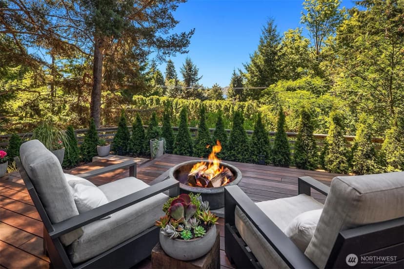Property photo for 5610 W Mercer Way, Mercer Island photo 7