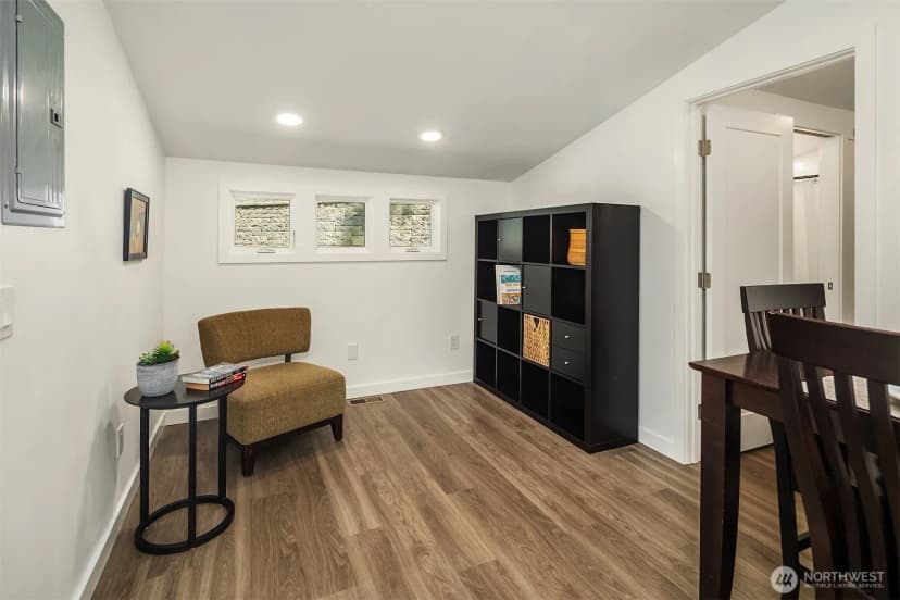 Property photo for 5610 W Mercer Way, Mercer Island photo 30