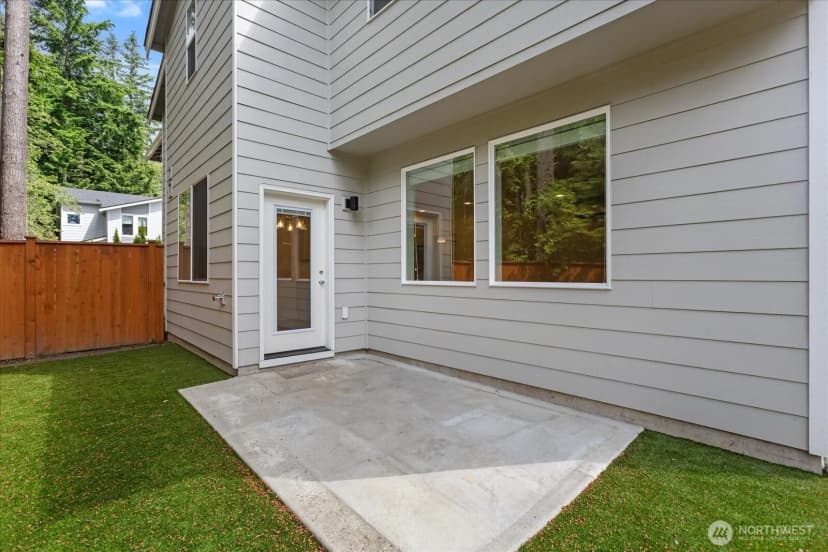 Property photo for 121 171st Place Sw #a, Bothell photo 33