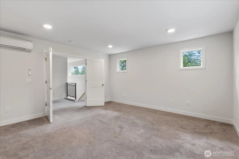 Property photo for 121 171st Place Sw #a, Bothell photo 19