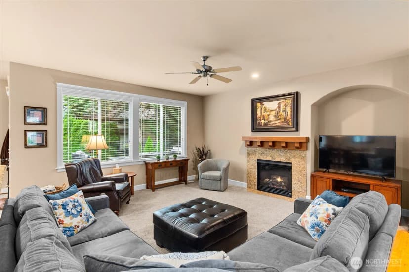 Property photo for 4628 Prestwick Lane Se, Olympia photo 8