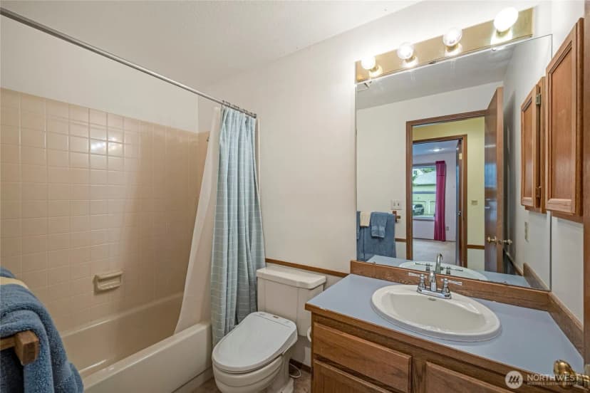 Property photo for 4700 Nw Terrace View Drive, Bremerton photo 18