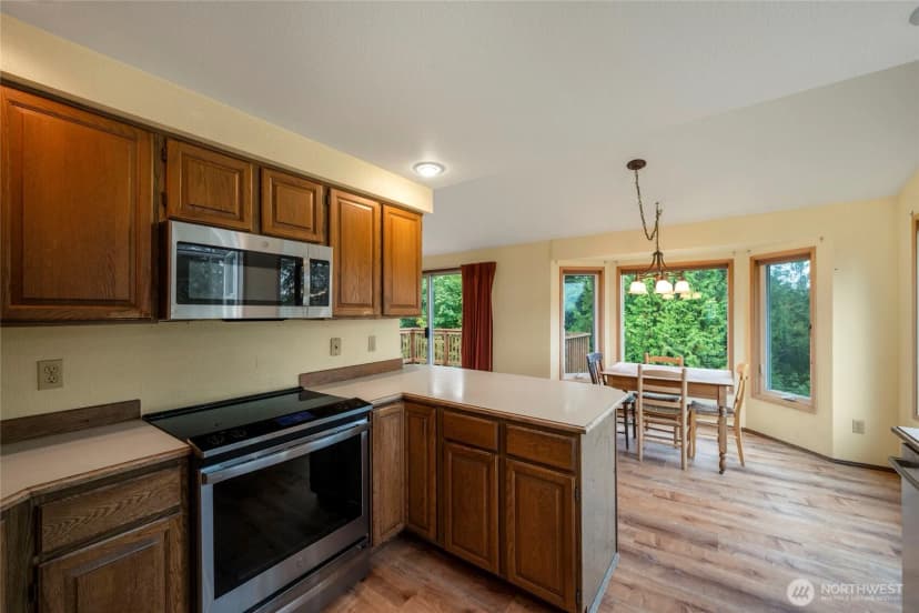 Property photo for 4700 Nw Terrace View Drive, Bremerton photo 8