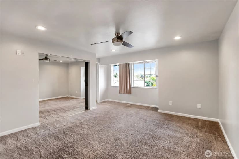 Property photo for 1228 143rd Street E, Tacoma photo 8