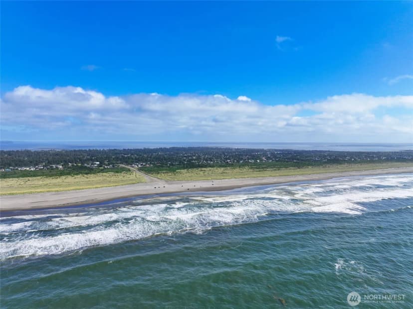 Property photo for 262 Oyhut Bay Boulevard Sw #401, Ocean Shores photo 30
