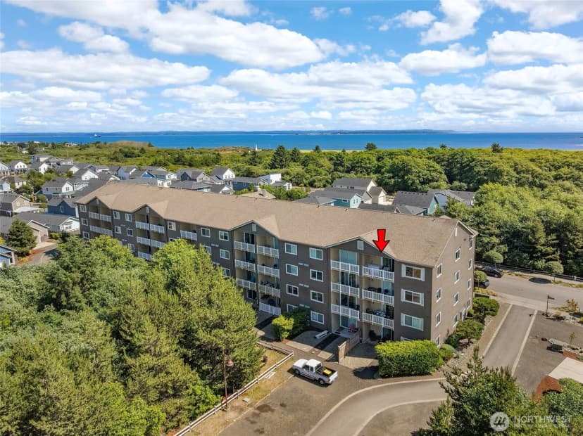 Property photo for 262 Oyhut Bay Boulevard Sw #401, Ocean Shores