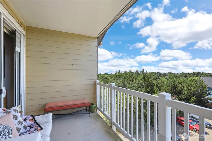 Property photo for 262 Oyhut Bay Boulevard Sw #401, Ocean Shores photo 21