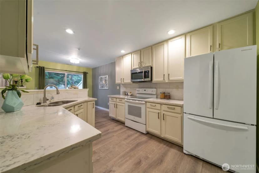 Property photo for 4802 Nassau Avenue Ne #23, Tacoma photo 3