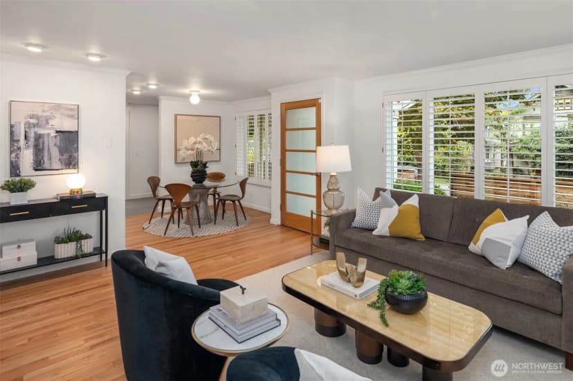 Property photo for 607 23rd Avenue E, Seattle photo 6