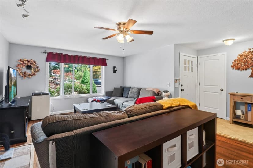 Property photo for 3073 Carpenter Hills Loop Se, Lacey photo 10