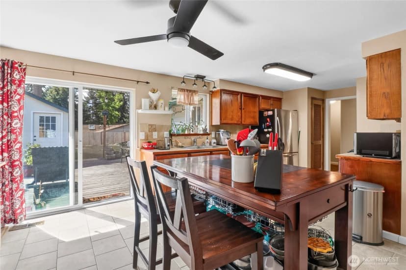 Property photo for 3073 Carpenter Hills Loop Se, Lacey photo 12