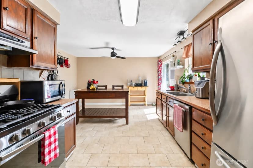 Property photo for 3073 Carpenter Hills Loop Se, Lacey photo 11