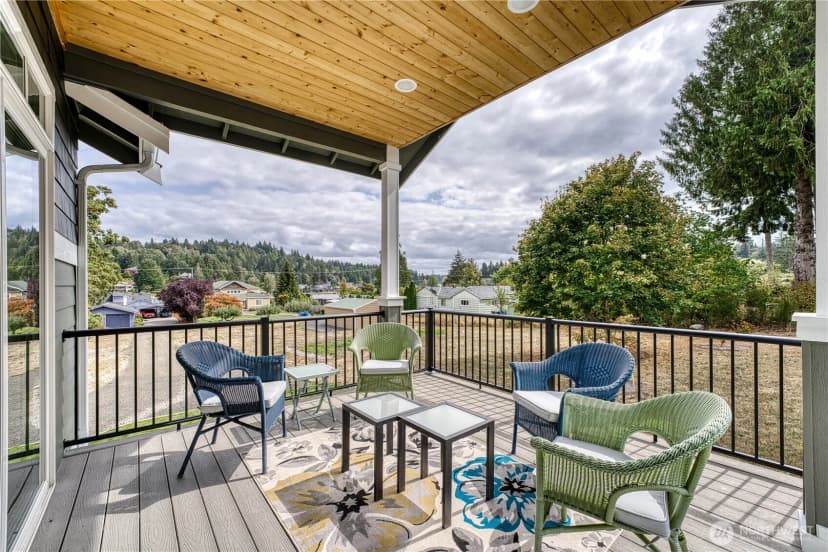 Property photo for 3905 Wollochet Drive Nw, Gig Harbor photo 8