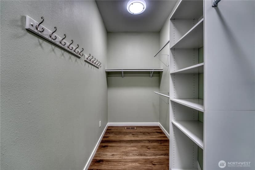 Property photo for 3905 Wollochet Drive Nw, Gig Harbor photo 22