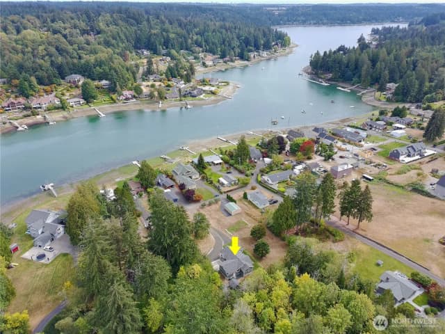 Property photo for 3905 Wollochet Drive Nw, Gig Harbor photo 3