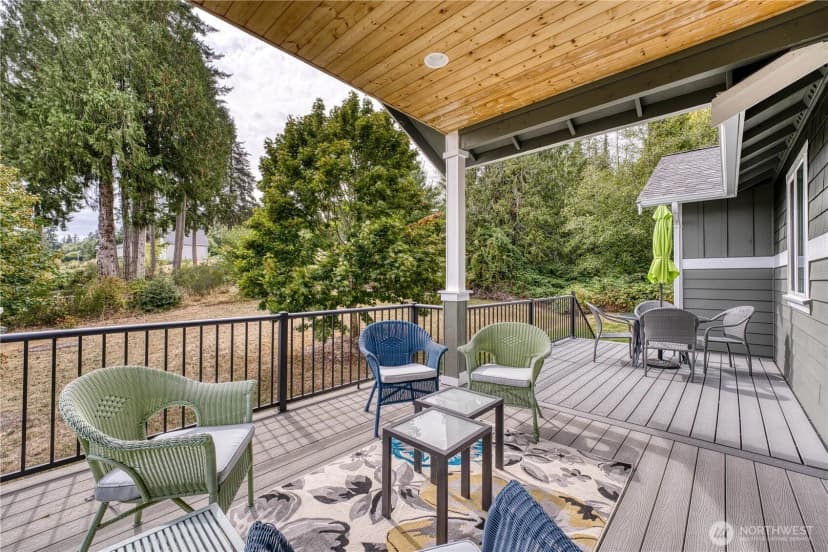 Property photo for 3905 Wollochet Drive Nw, Gig Harbor photo 9