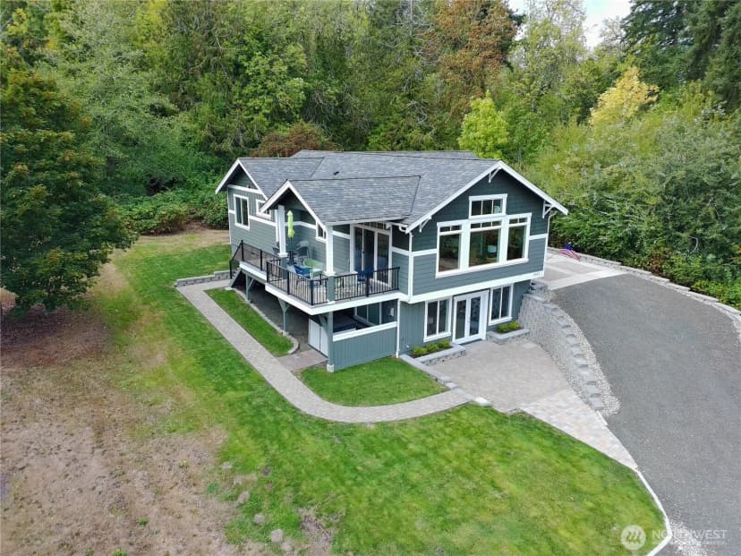Property photo for 3905 Wollochet Drive Nw, Gig Harbor photo 4