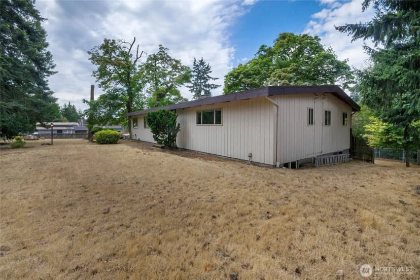 Property photo for 6503 2nd St Ct E, Tacoma photo 31